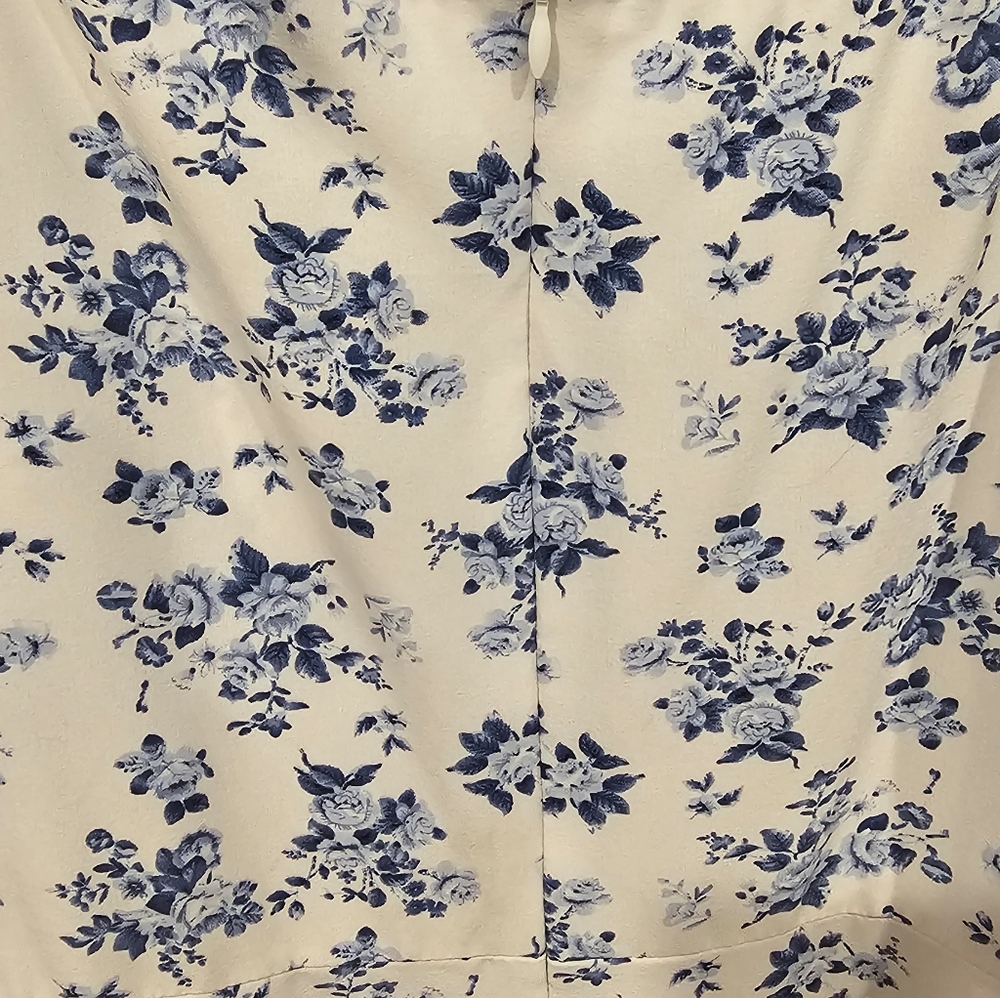 Shein Women's Floral Blue and White Long Dress Size-M - Picture 8 of 8